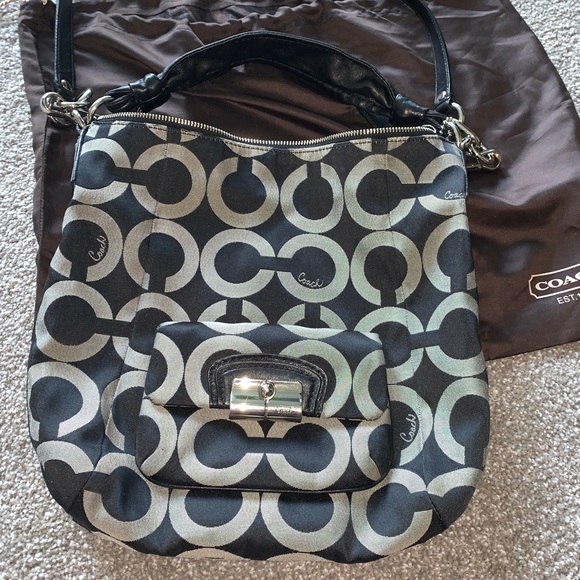 Coach Purse Great Condition - Picture 4 of 6